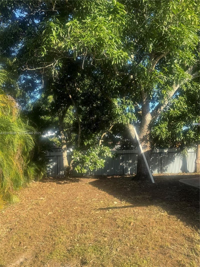 7601 NW 13th St, Pembroke Pines, FL 33024 Photo