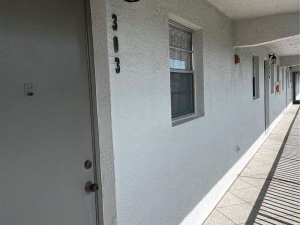 9815 47TH AVENUE N, Unit 303, ST PETERSBURG, FL 33708