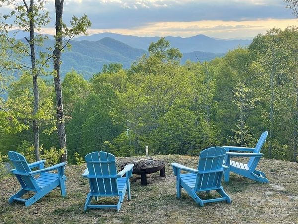 242 Crossview Drive, Bryson City, NC 28713