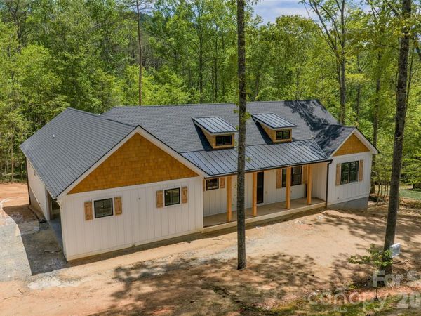 20 Nature Walk Lane, Etowah, NC 28739