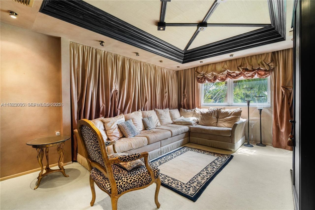 11111 Biscayne Blvd, Unit 227, Miami, FL 33181 Photo