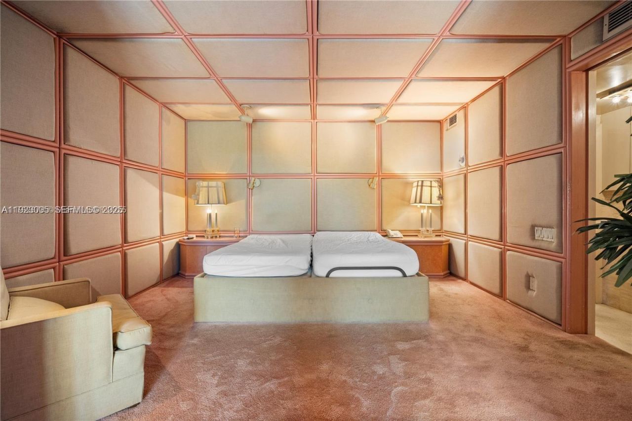 11111 Biscayne Blvd, Unit 227, Miami, FL 33181 Photo