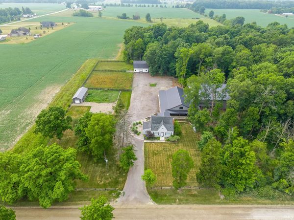 5134 County Road 64 Road, Spencerville, IN 46788