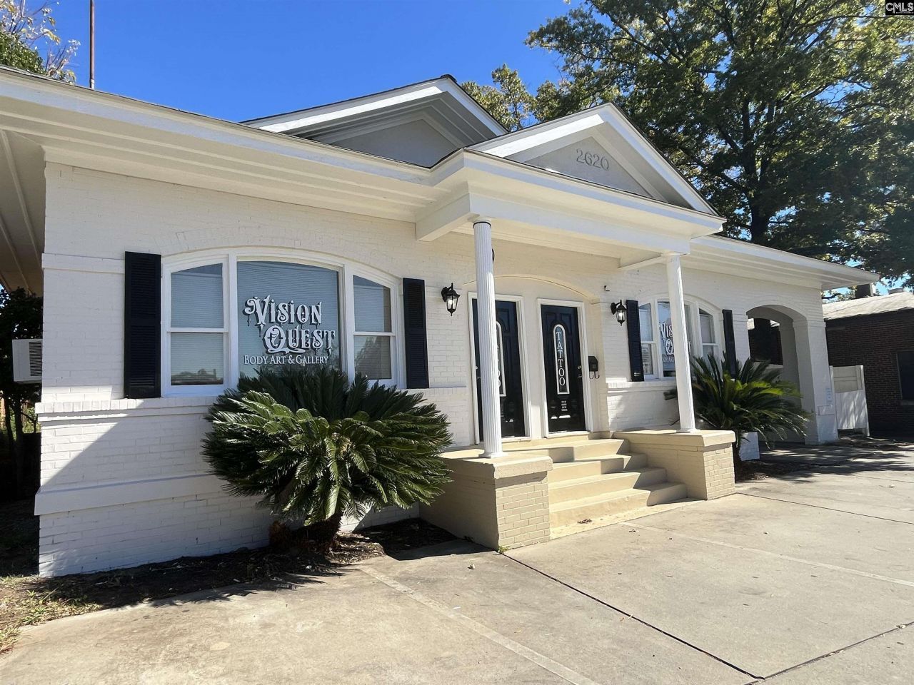 2620. A Main Street Photo 5