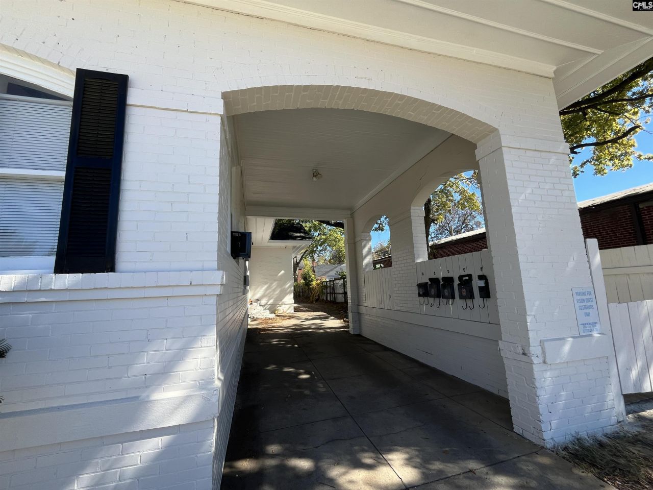 2620. A Main Street Photo 6