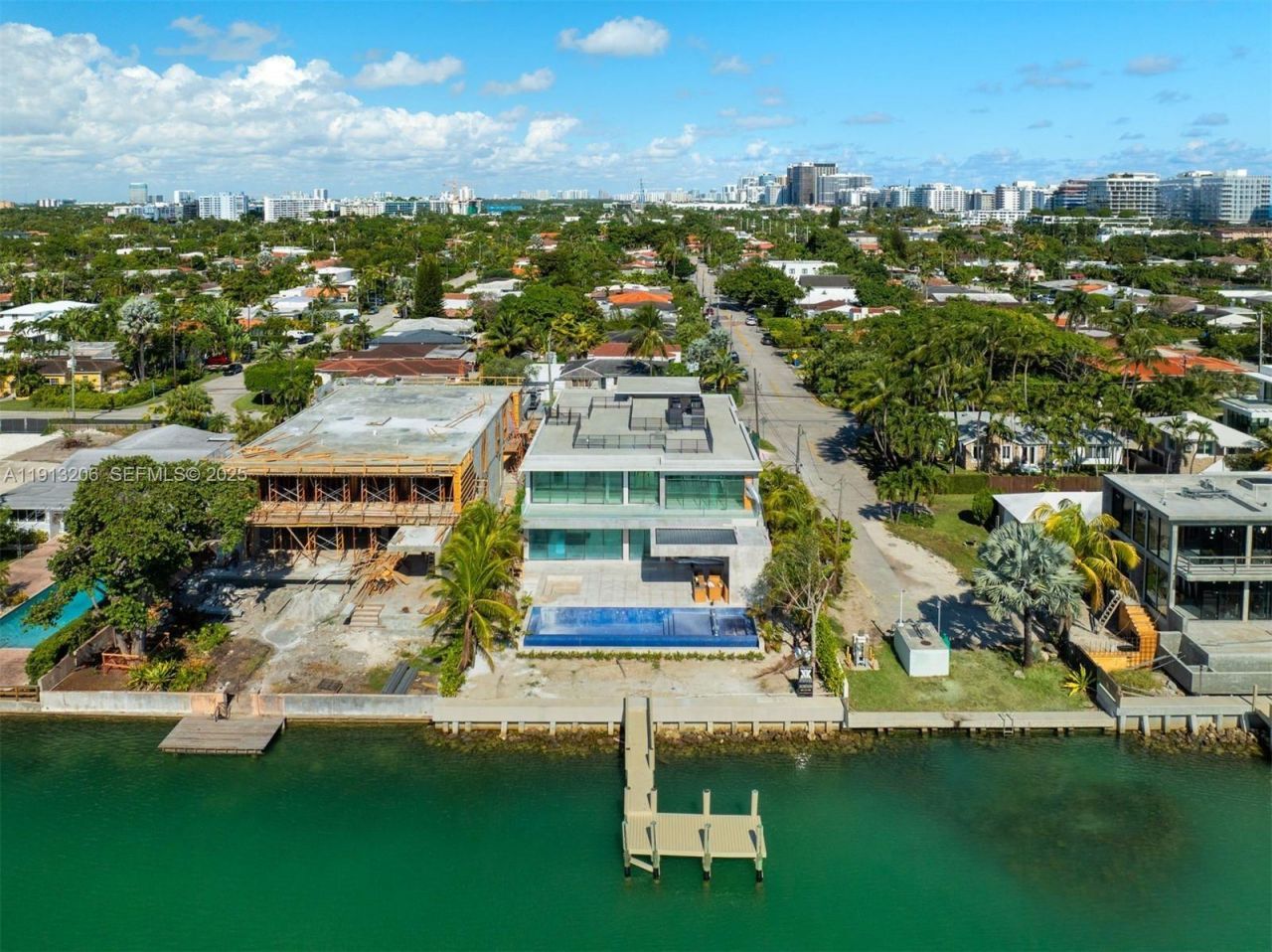 600 88th St, Surfside, FL 33154 Photo