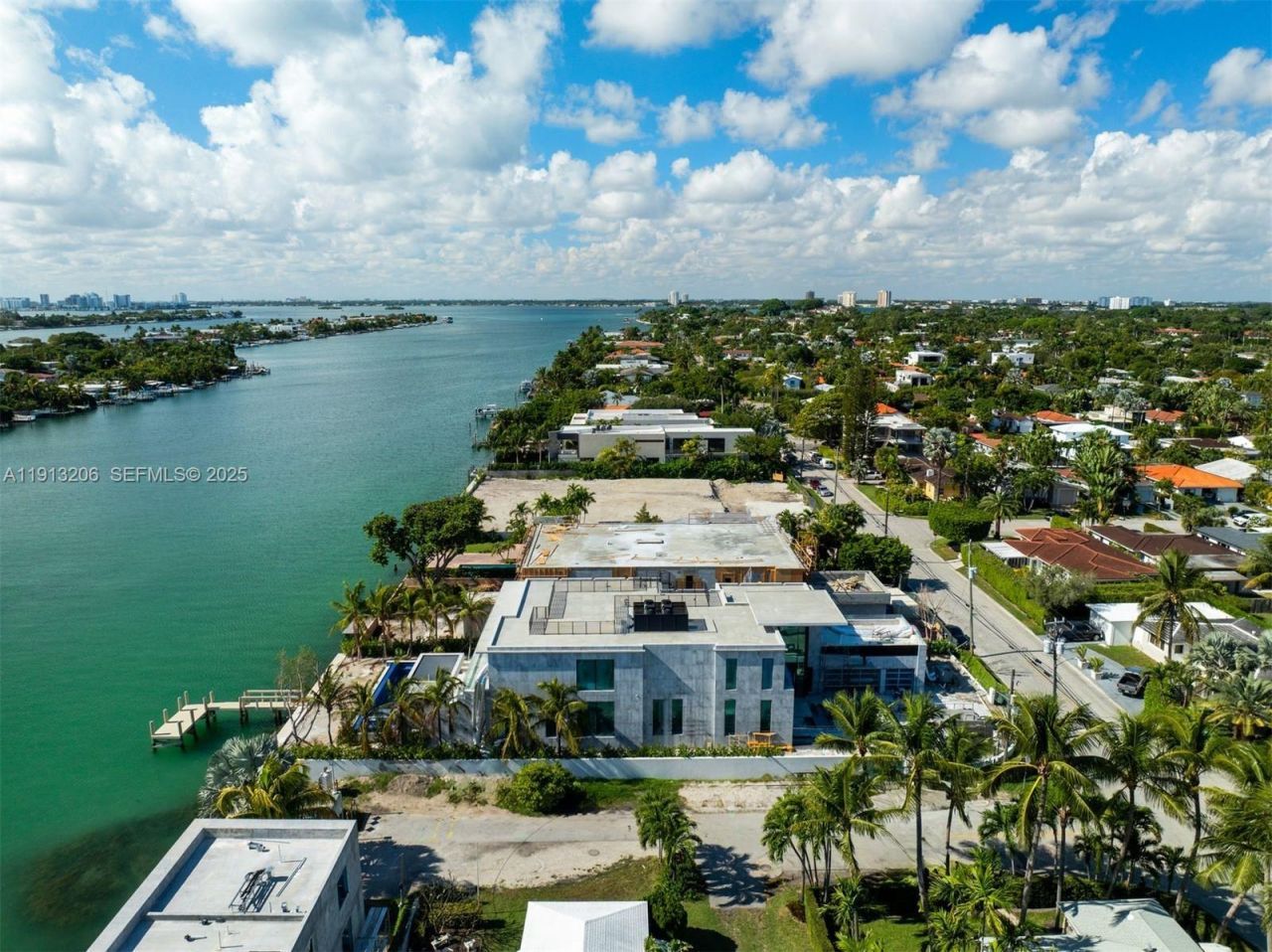 600 88th St, Surfside, FL 33154 Photo