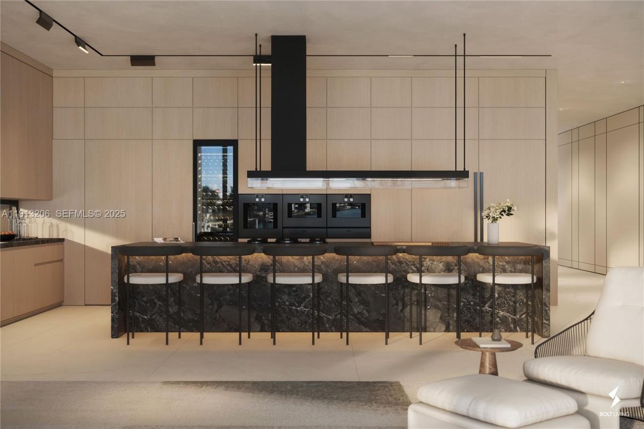 600 88th St, Surfside, FL 33154 Photo