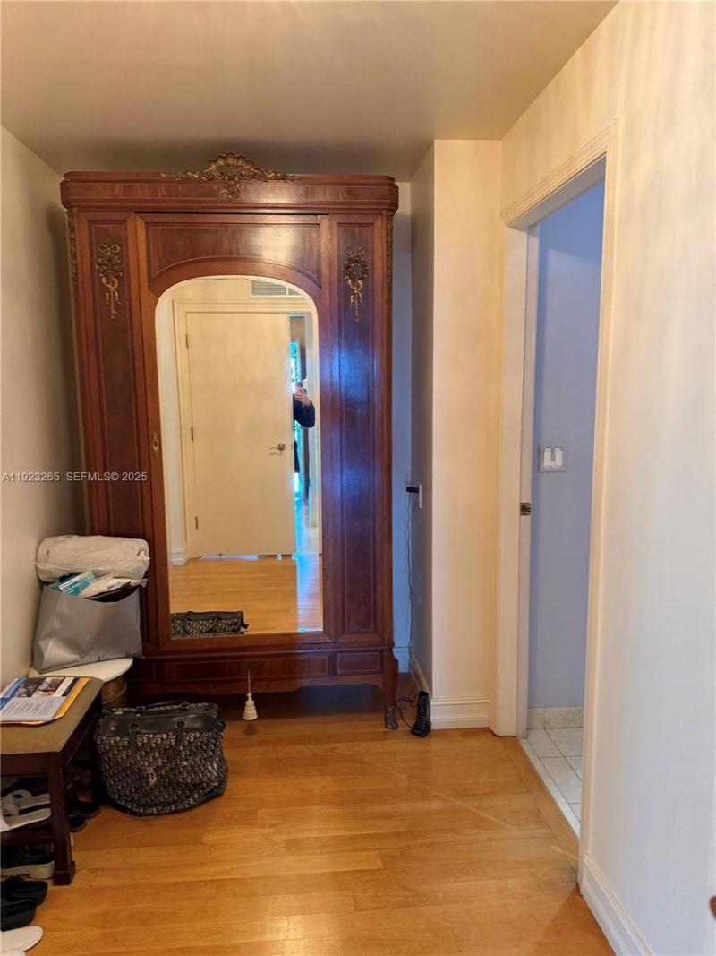 10101 Collins Ave, Unit 9A, Bal Harbour, FL 33154 Photo