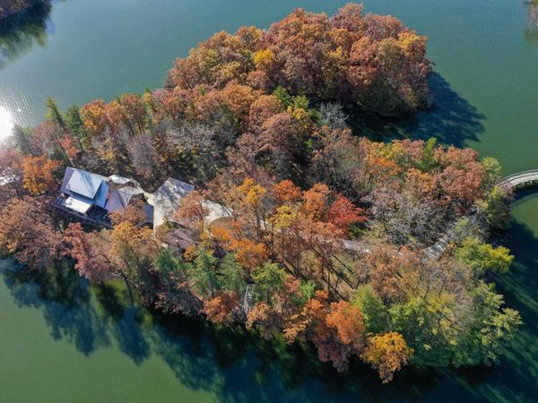 1720 N Shore Drive, Rome City, IN 46784