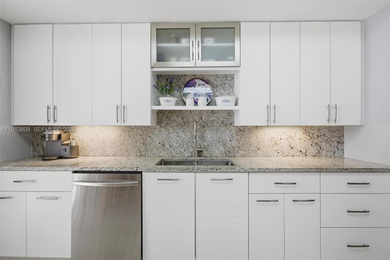 888 Brickell Key Dr, Unit 1903, Miami, FL 33131 Photo