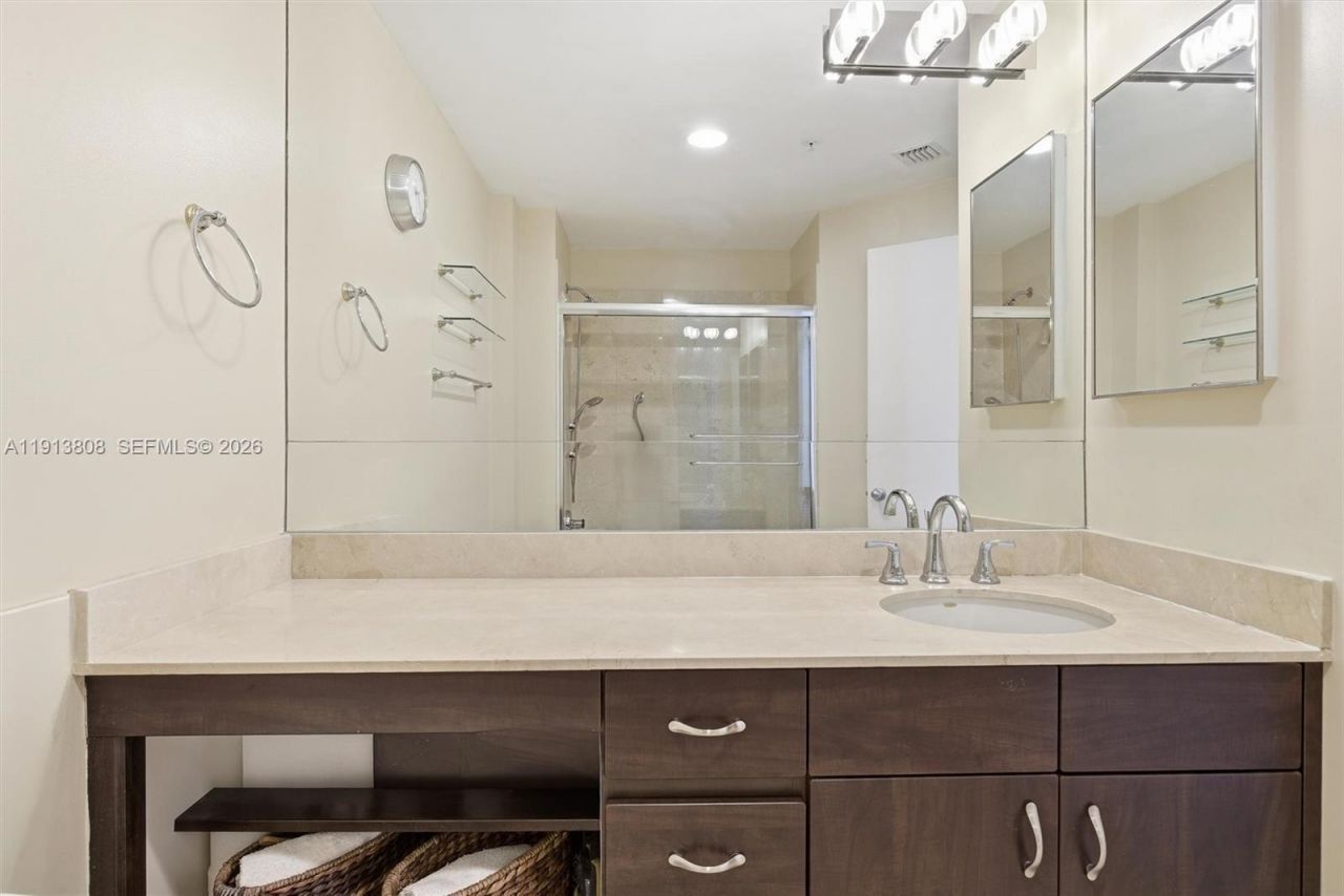 888 Brickell Key Dr, Unit 1903, Miami, FL 33131 Photo