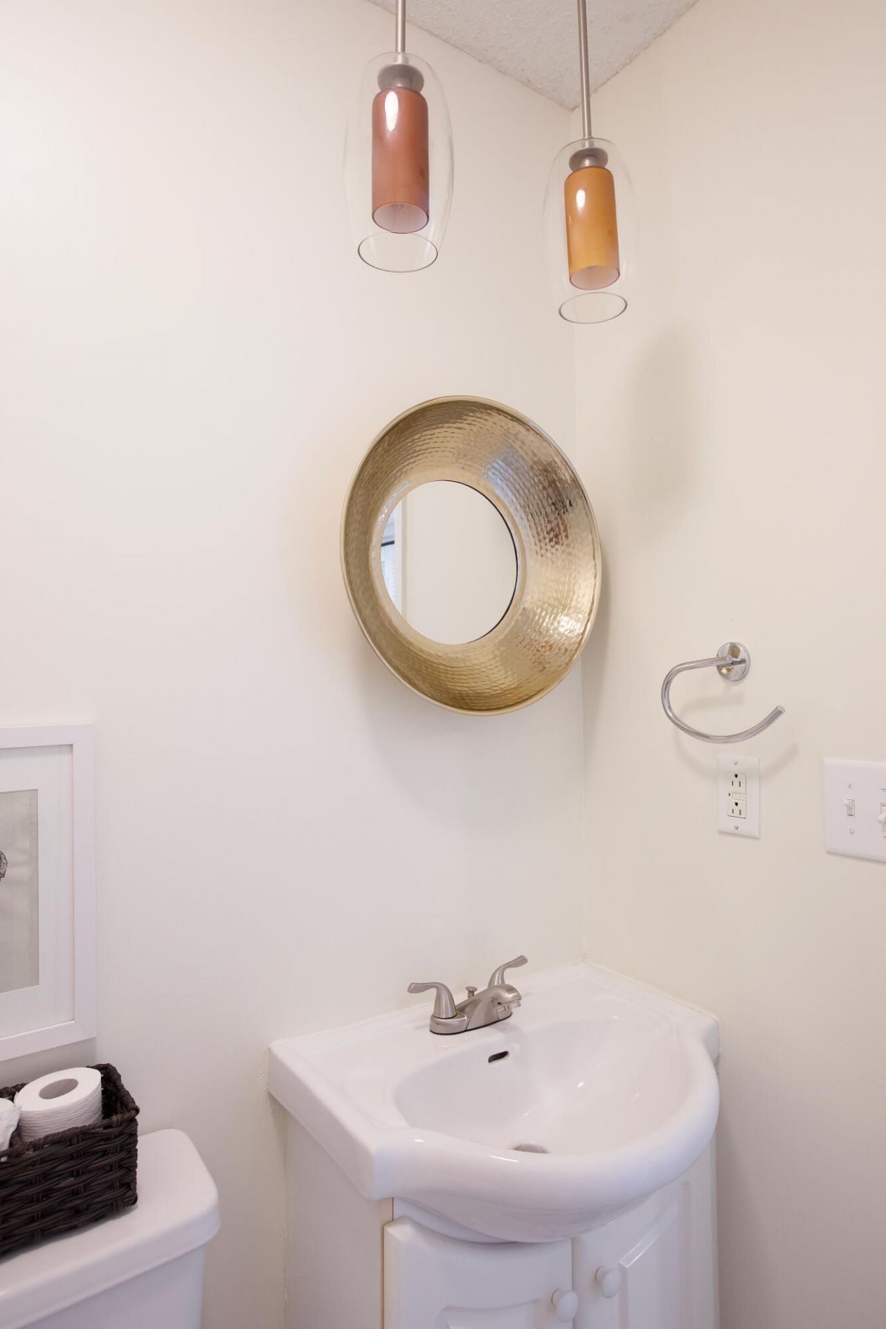 637 Baytree Court Photo 24