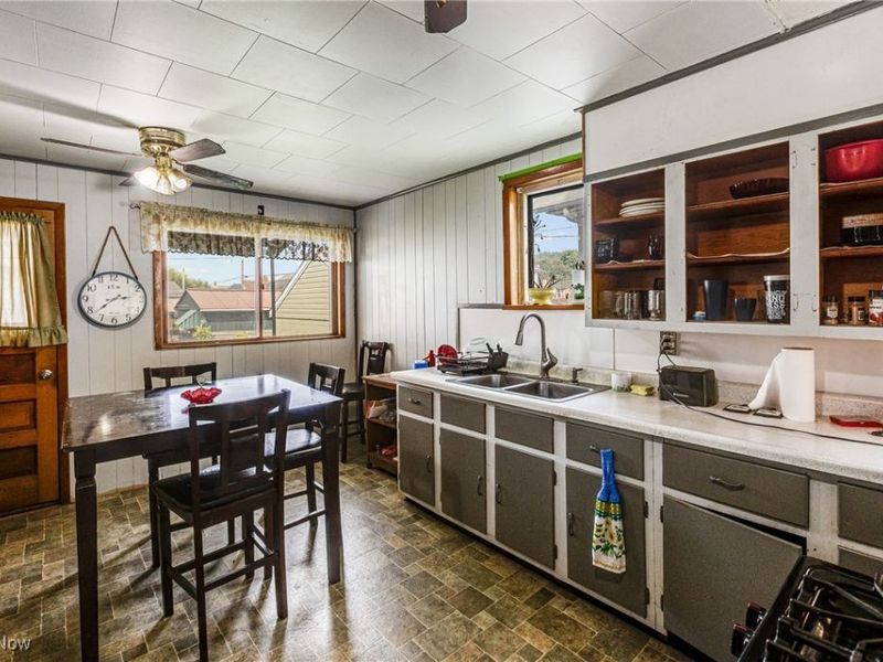 511 Aten Avenue, Wellsville, OH 43968 Photo 3