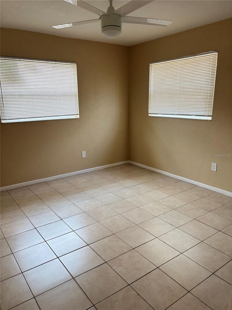 1427 15th Street S, Saint Petersburg, FL 33705 Photo