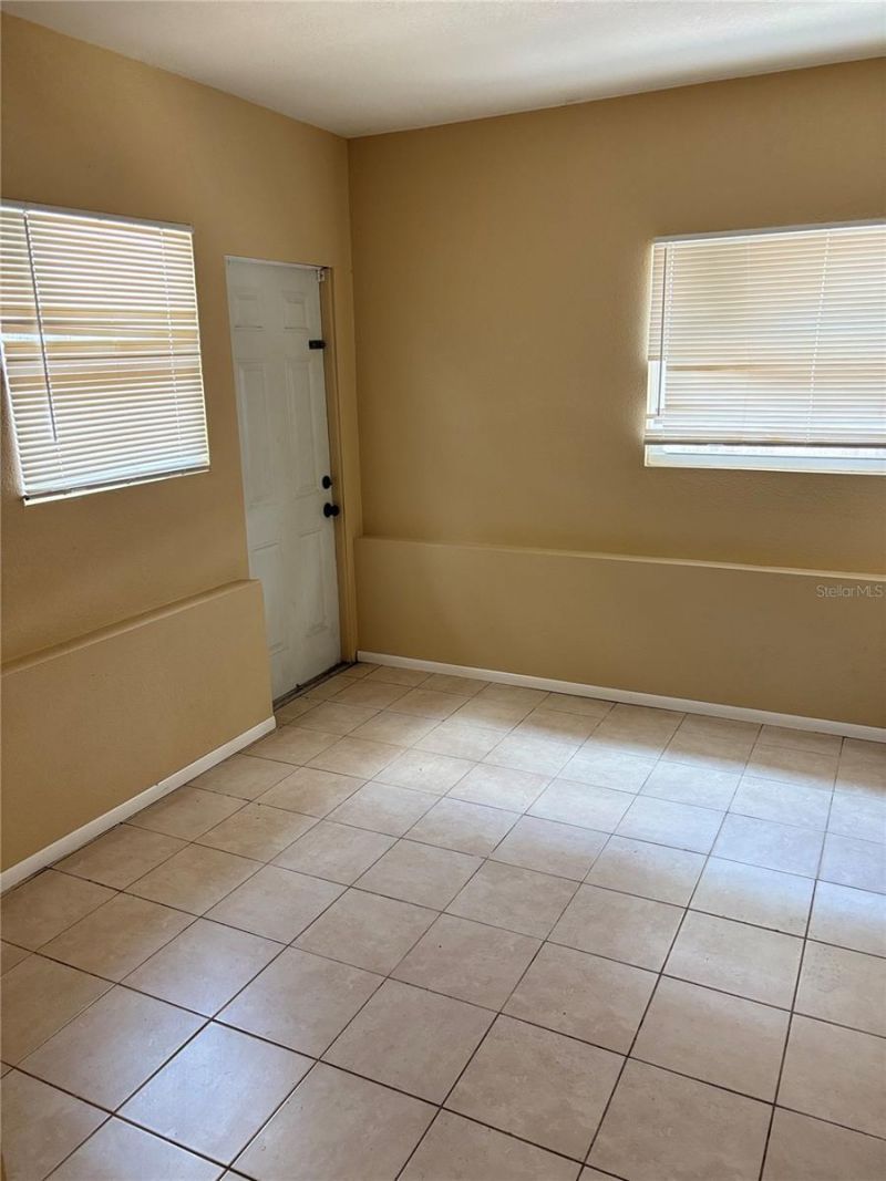 1427 15th Street S, Saint Petersburg, FL 33705 Photo