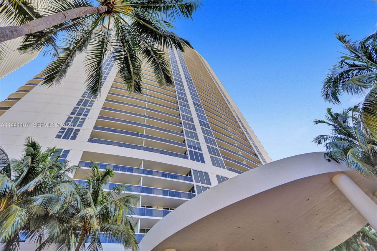 1850 S Ocean Dr, Unit 3301, Hallandale Beach, FL 33009 Photo