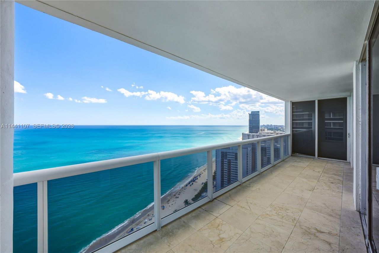 1850 S Ocean Dr, Unit 3301, Hallandale Beach, FL 33009 Photo