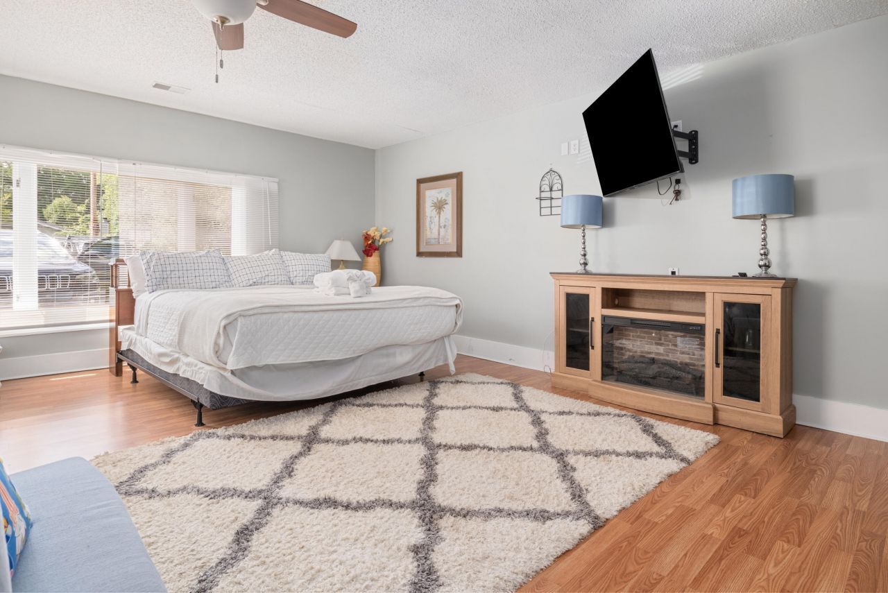 502 Upland Place Photo 14