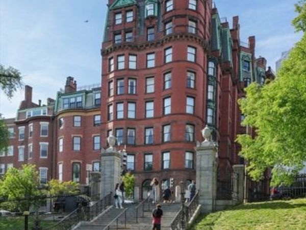 34.5 Beacon St, Unit PH, Boston, MA 02108