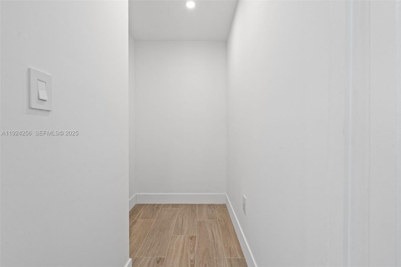 201 SE 12th St, Pompano Beach, FL 33060 Photo