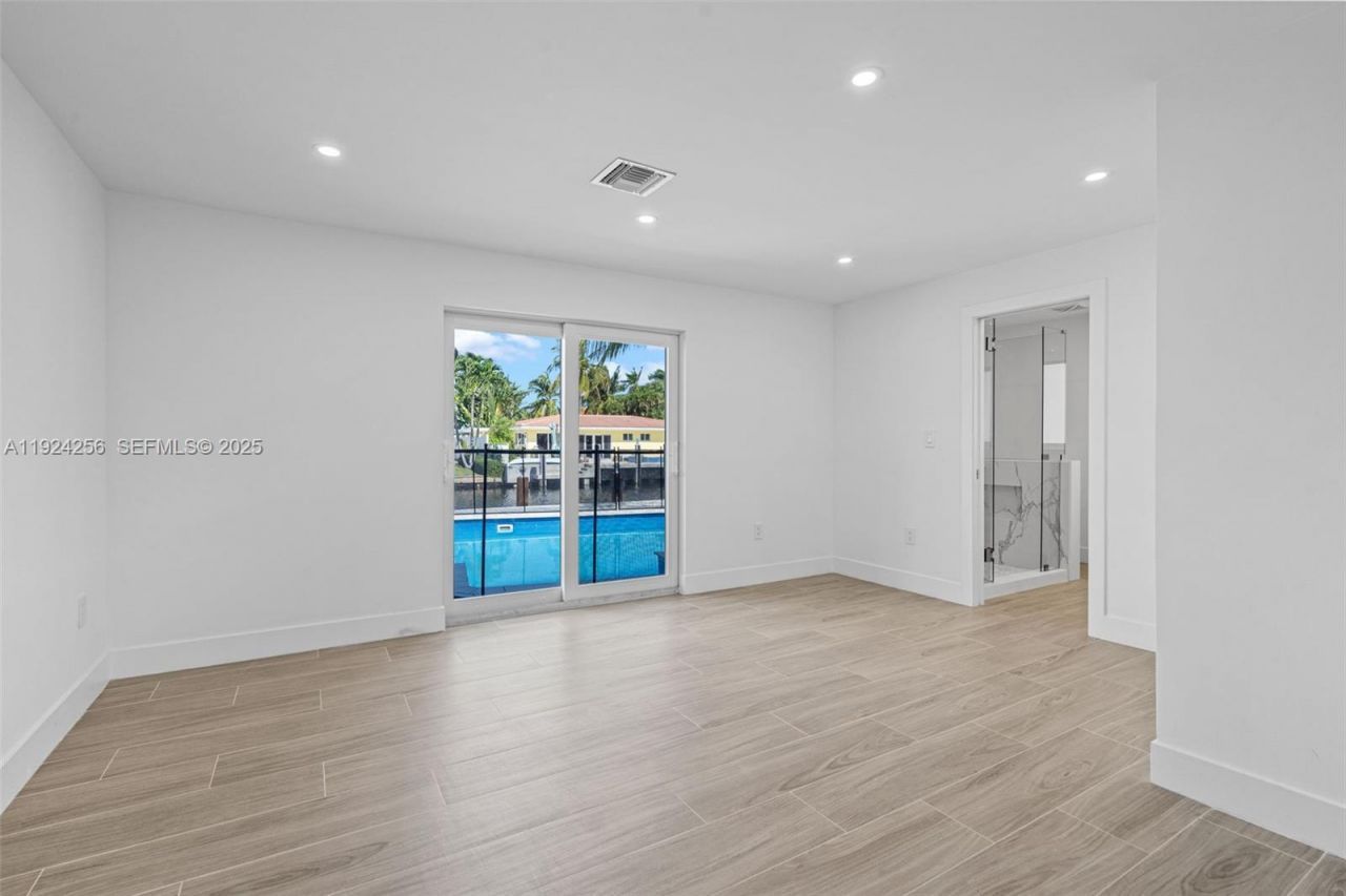 201 SE 12th St, Pompano Beach, FL 33060 Photo