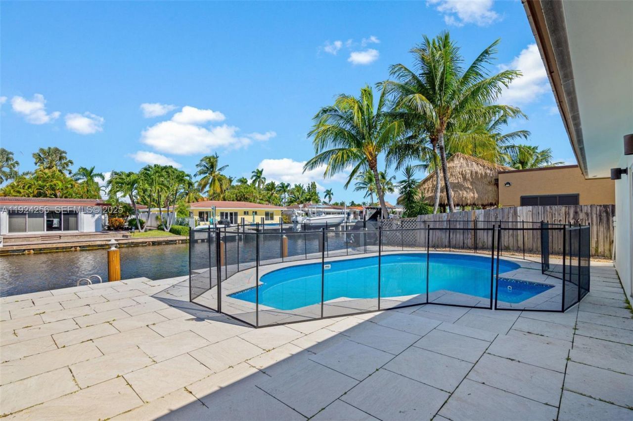 201 SE 12th St, Pompano Beach, FL 33060 Photo