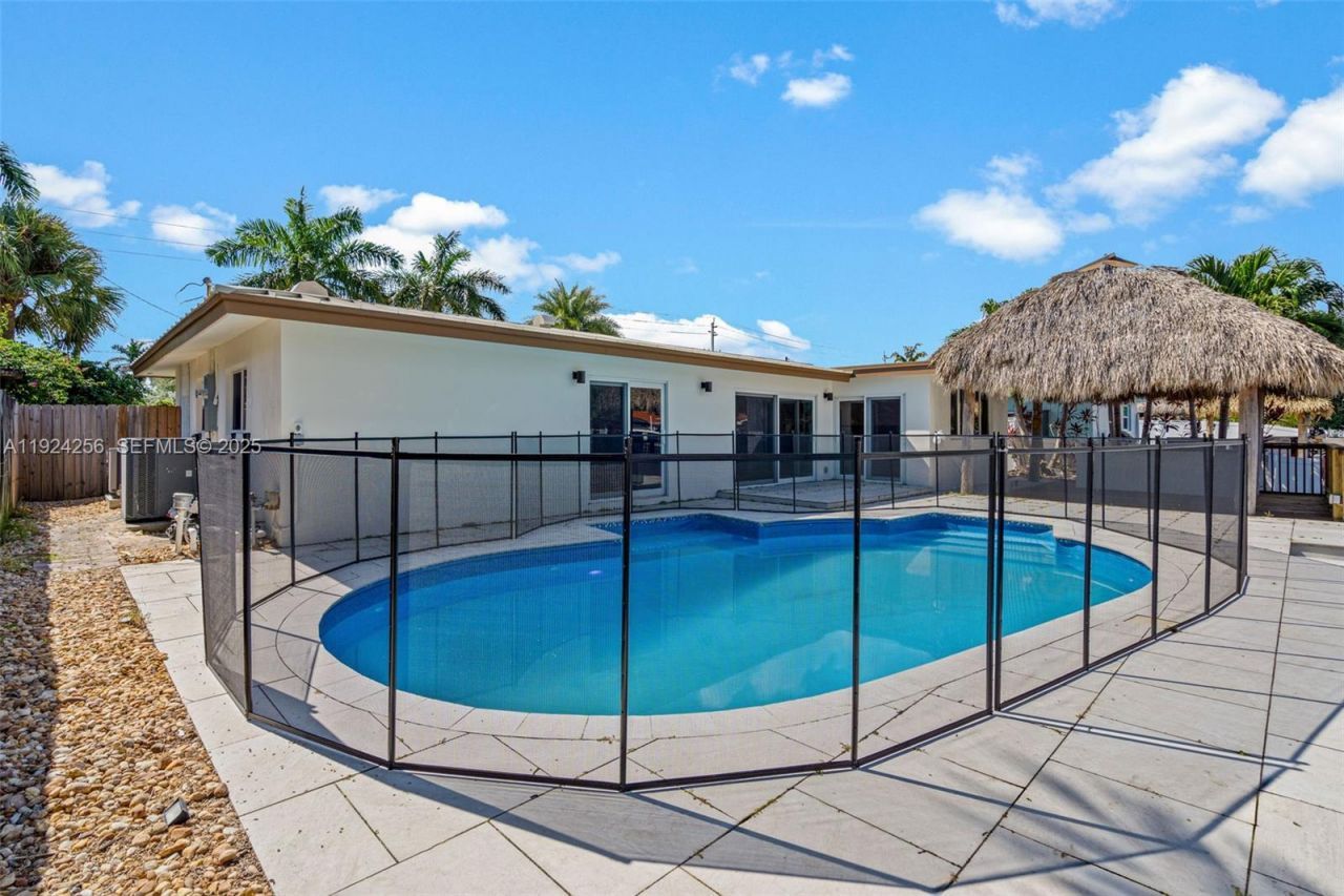 201 SE 12th St, Pompano Beach, FL 33060 Photo