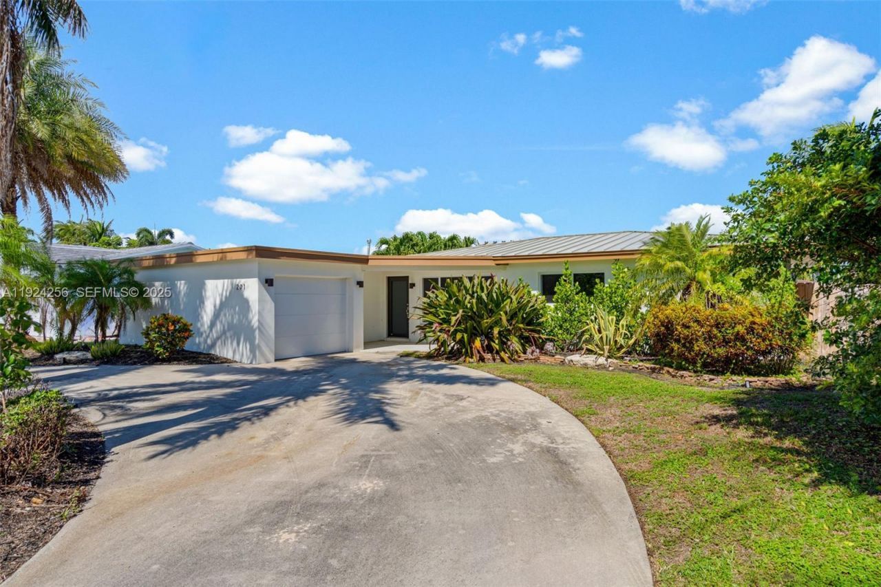 201 SE 12th St, Pompano Beach, FL 33060 Photo