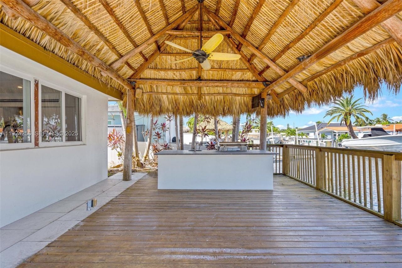 201 SE 12th St, Pompano Beach, FL 33060 Photo