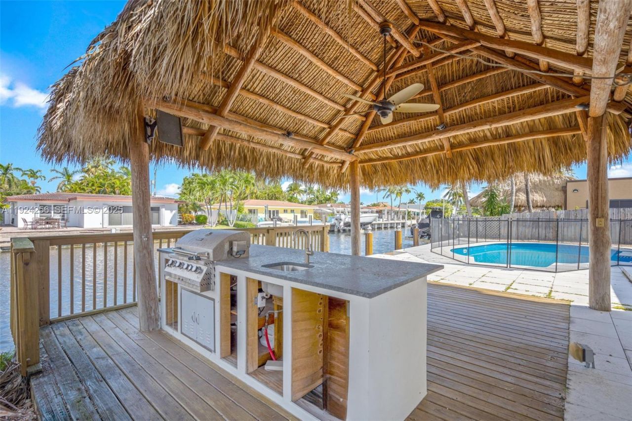 201 SE 12th St, Pompano Beach, FL 33060 Photo