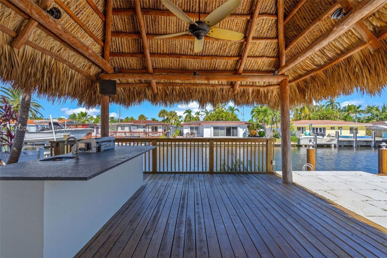 201 SE 12th St, Pompano Beach, FL 33060 Photo