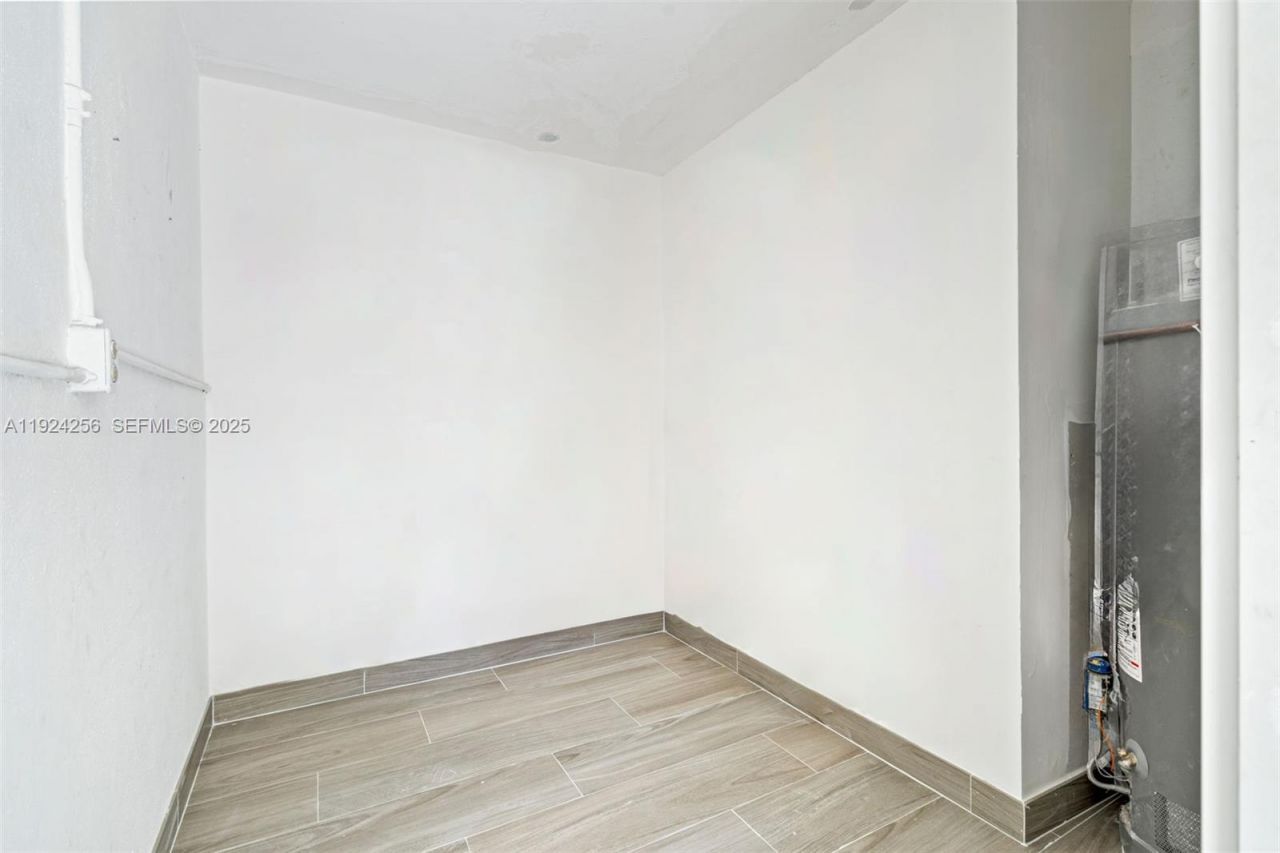 201 SE 12th St, Pompano Beach, FL 33060 Photo