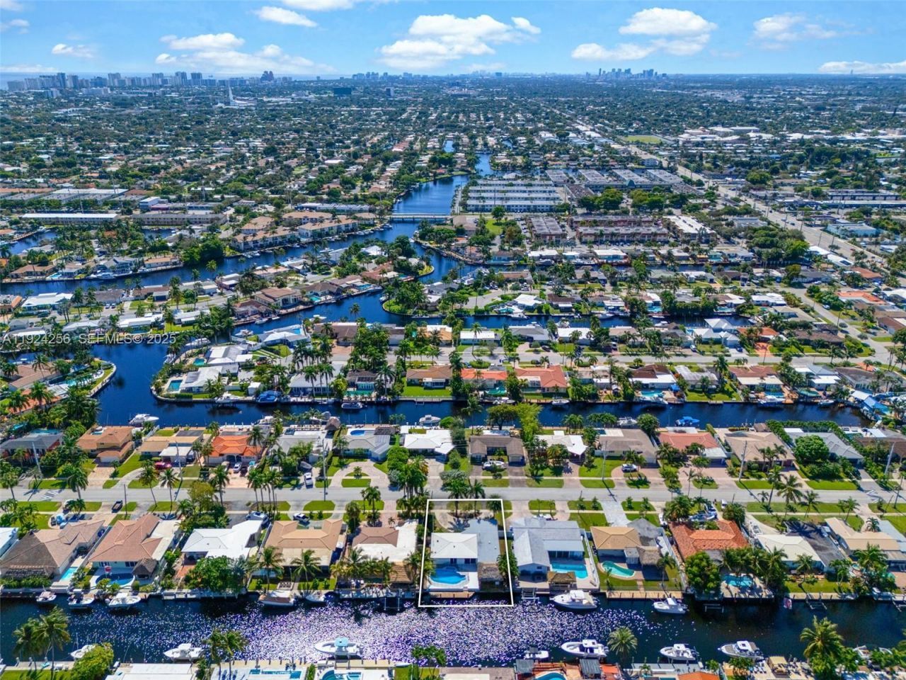 201 SE 12th St, Pompano Beach, FL 33060 Photo