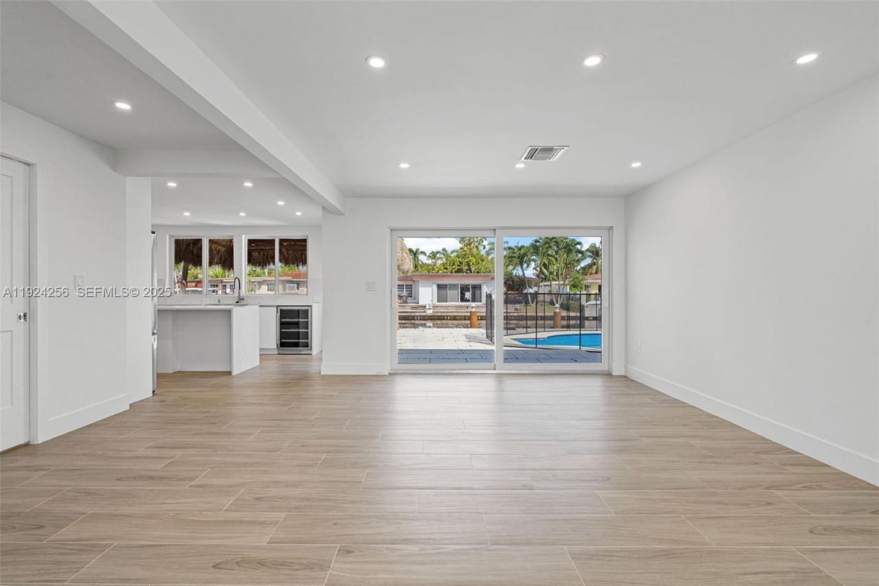 201 SE 12th St, Pompano Beach, FL 33060 Photo