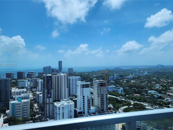 185 SW 7th St, Unit 3814, Miami, FL 33130