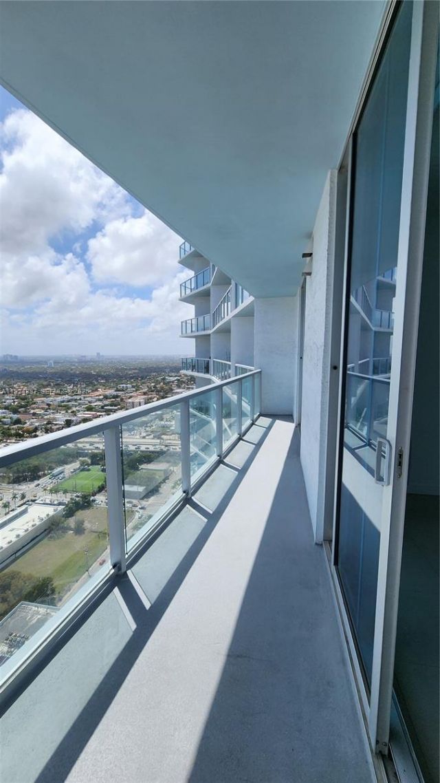 185 SW 7th St, Unit 3814, Miami, FL 33130 Photo