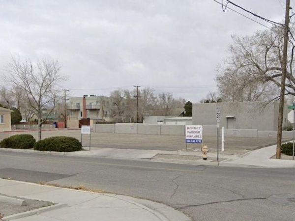 403 7th Street NW, Albuquerque, NM 87102