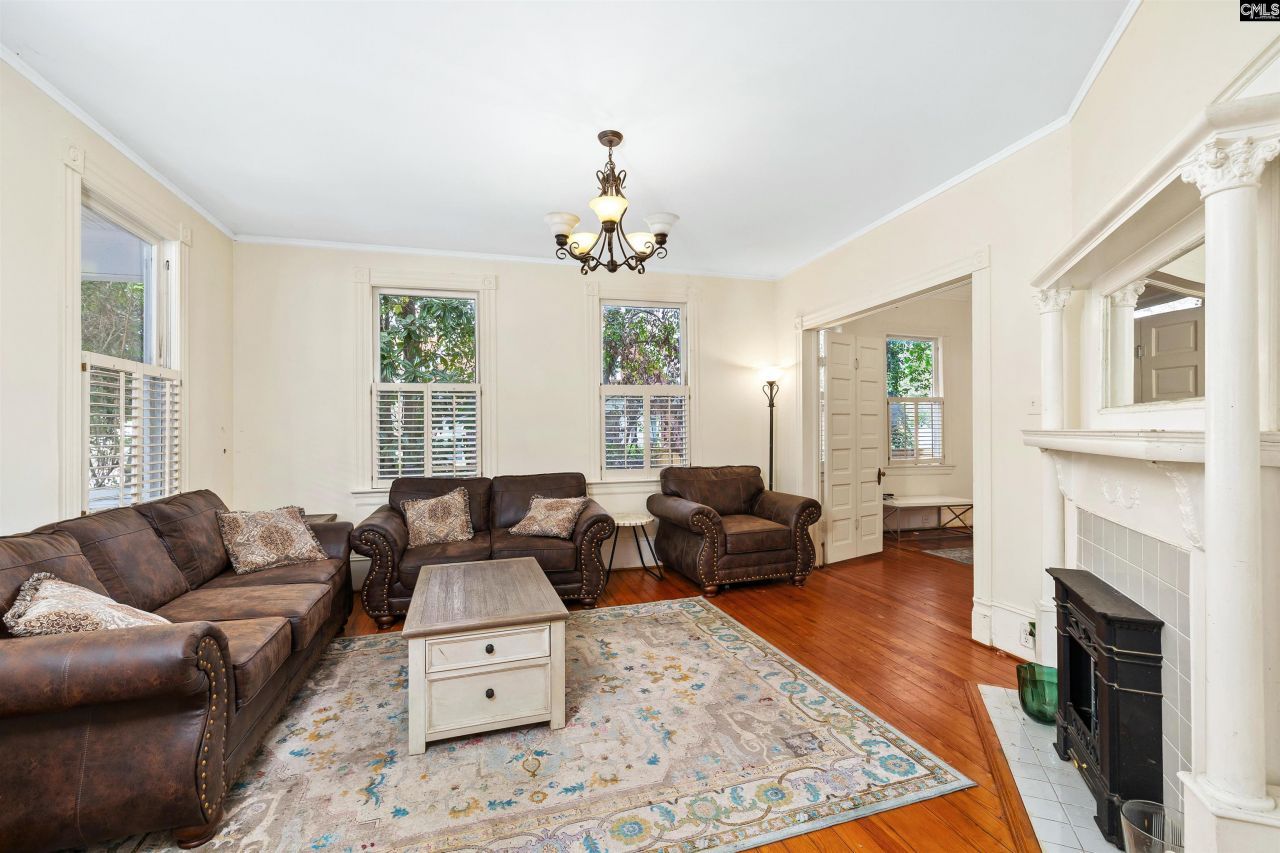 125 Church Street Photo 8