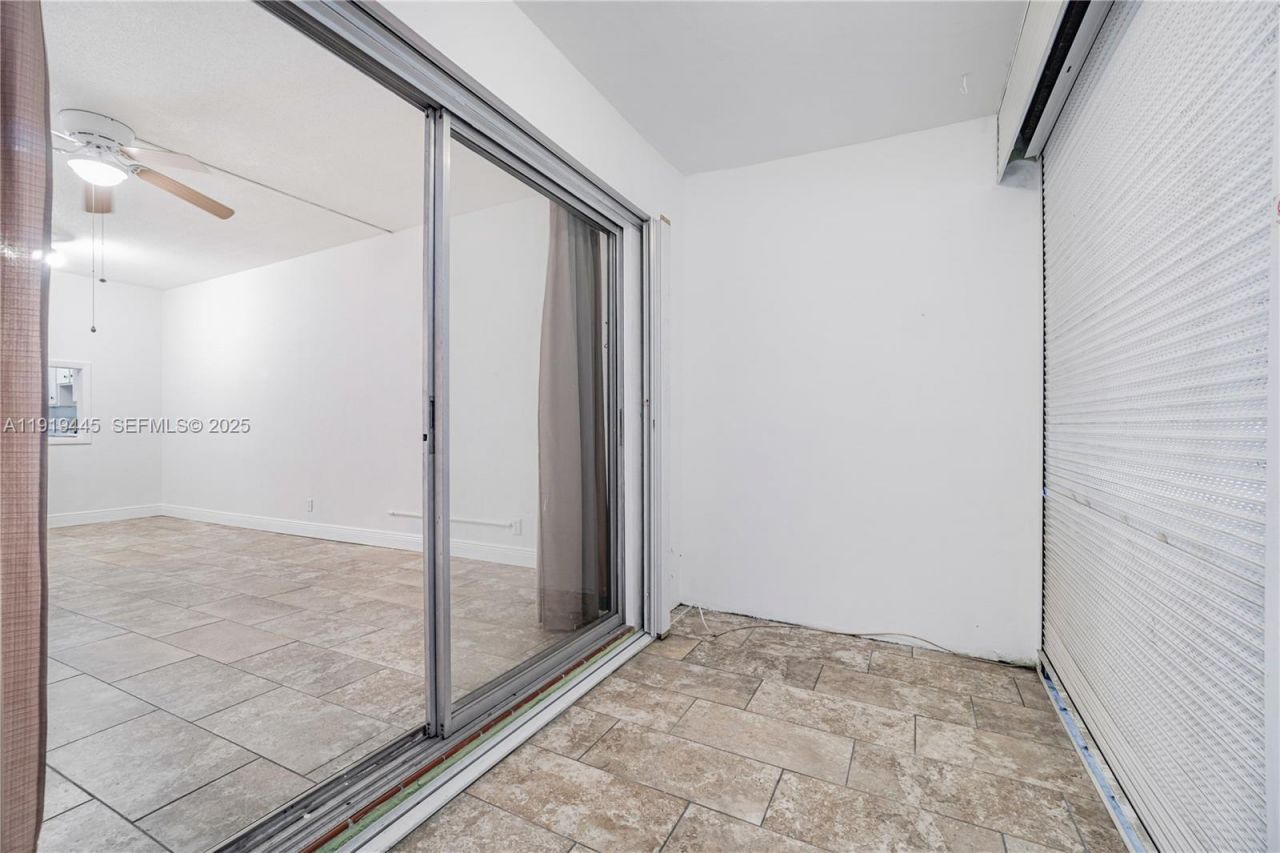 5800 Margate Blvd, Unit 812-8, Margate, FL 33063 Photo