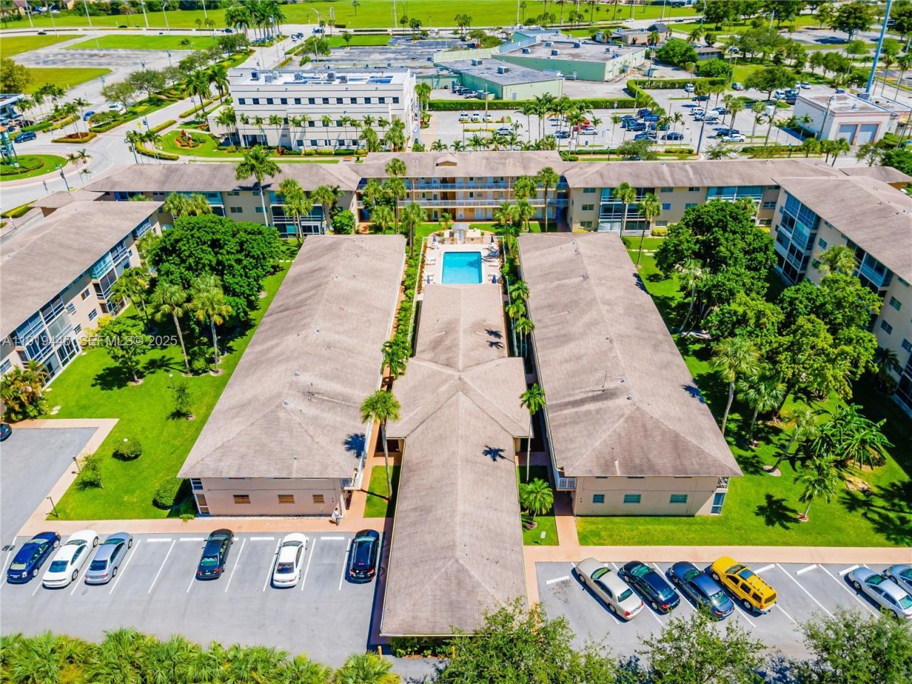 5800 Margate Blvd, Unit 812-8, Margate, FL 33063 Photo
