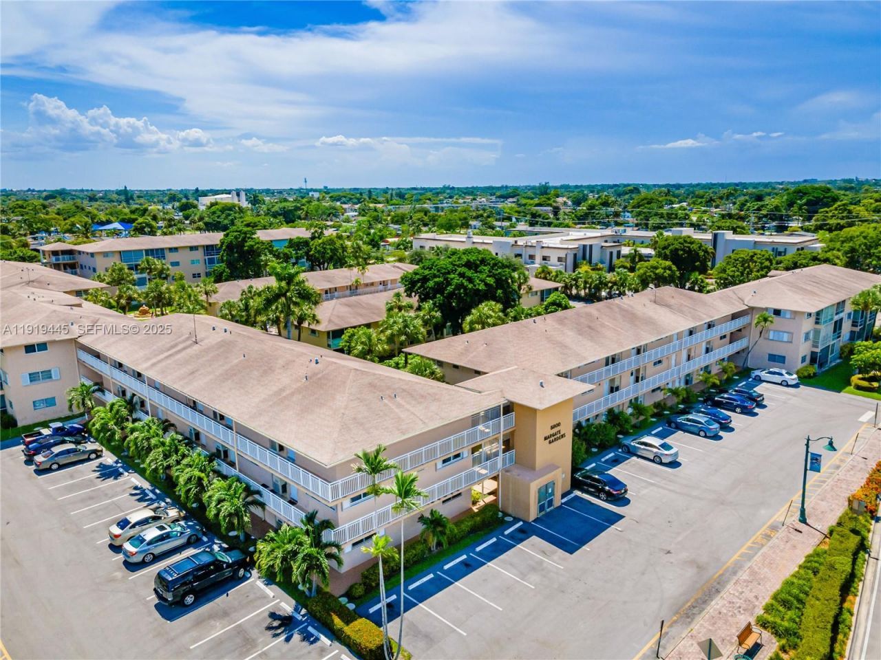 5800 Margate Blvd, Unit 812-8, Margate, FL 33063 Photo