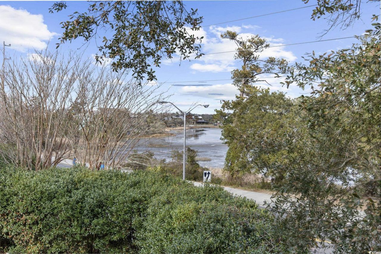 550 Olde Mill Dr. Photo 37