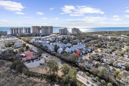 550 Olde Mill Dr. photo 4