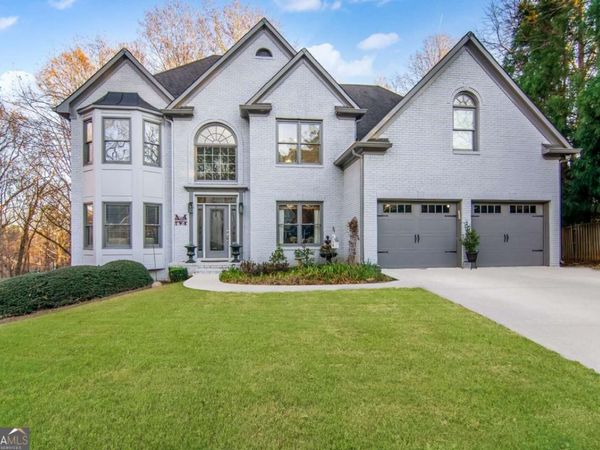 702 Greenway Trace, Woodstock, GA 30189