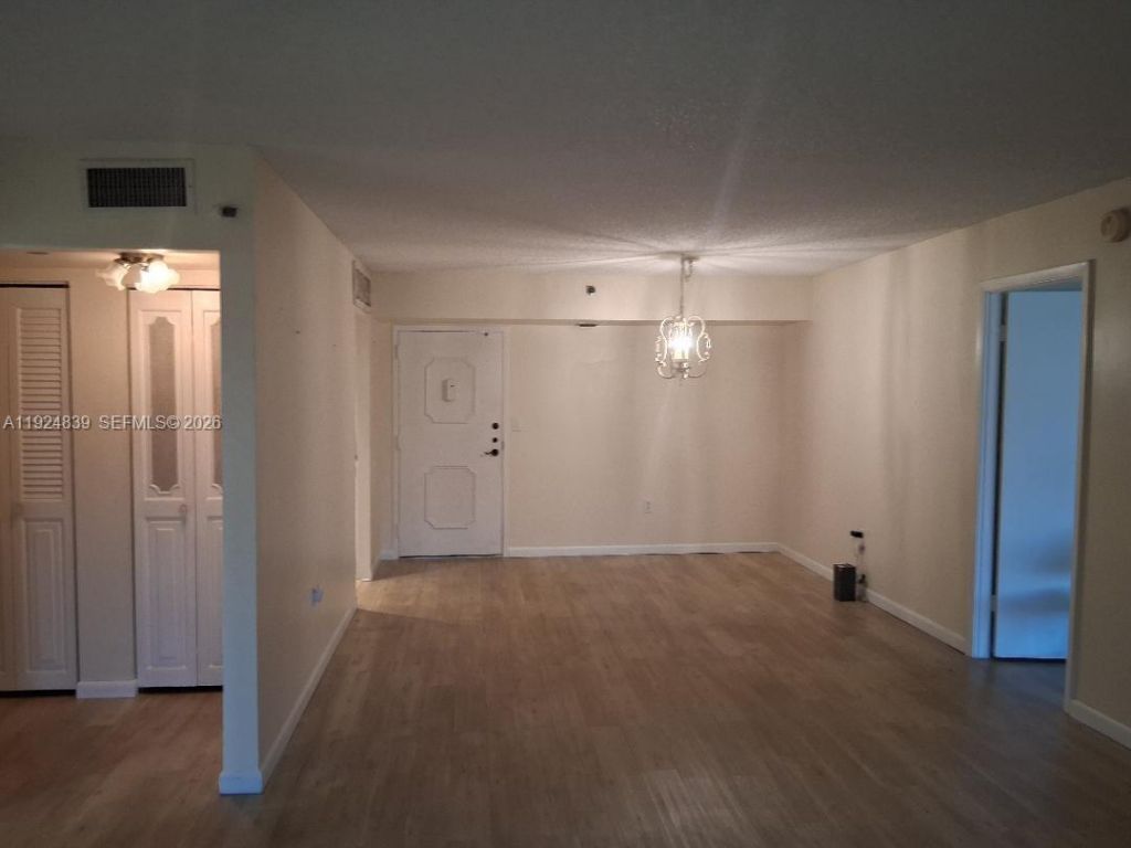 900 St Charles Pl, Unit 208, Pembroke Pines, FL 33026 Photo