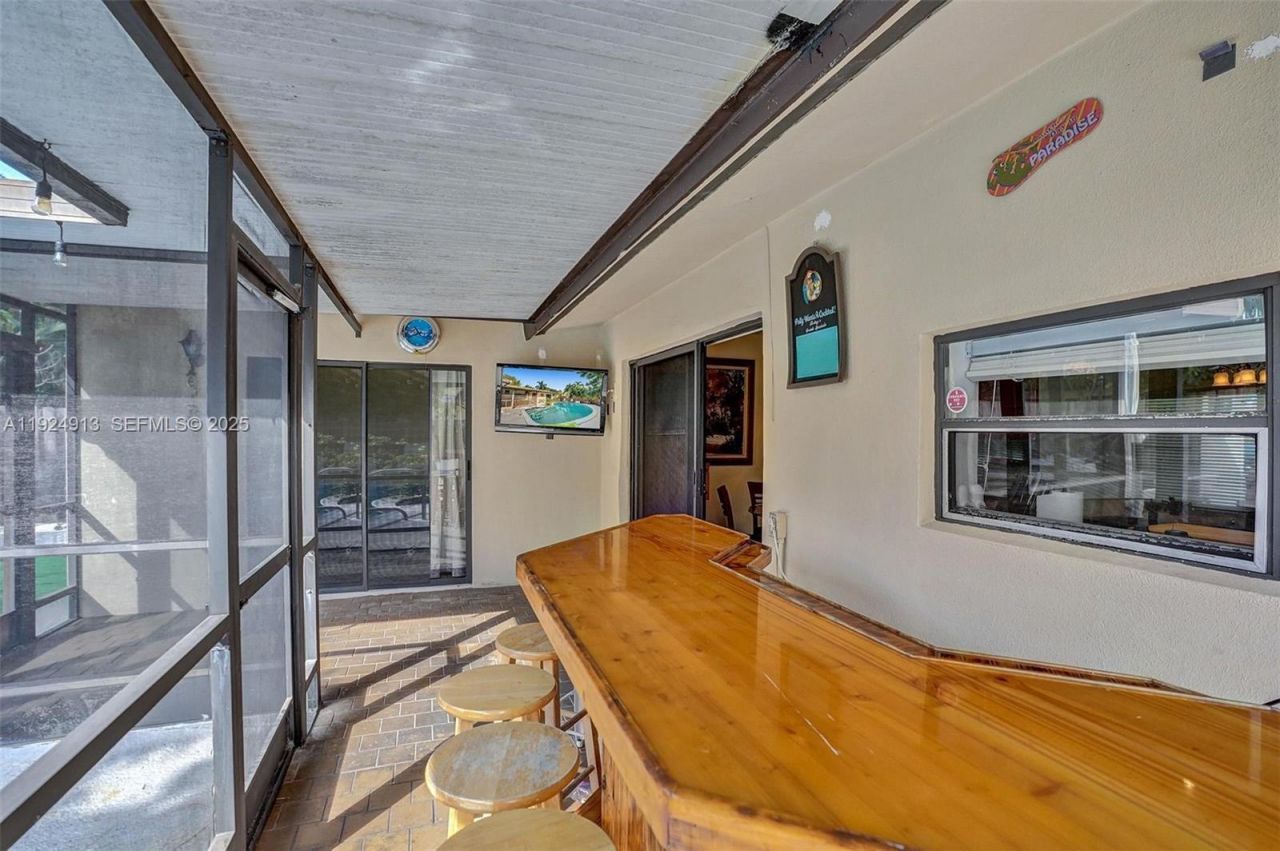 2620 NE 19th St, Pompano Beach, FL 33062 Photo