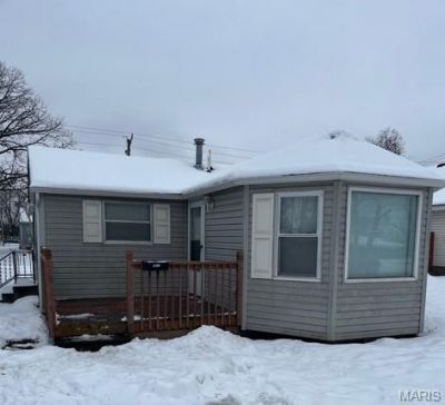 2617 Cayuga Street, Granite City, IL 62040 Main Photo