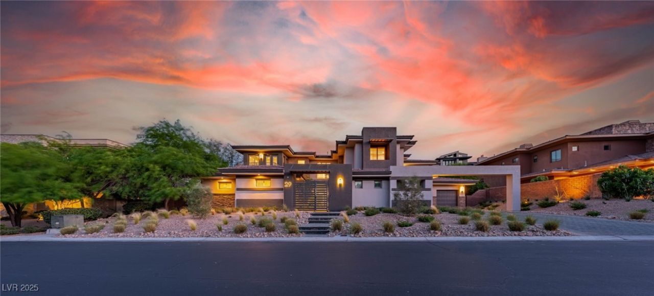 29 Soaring Bird Court, Las Vegas, NV 89135 Main Photo