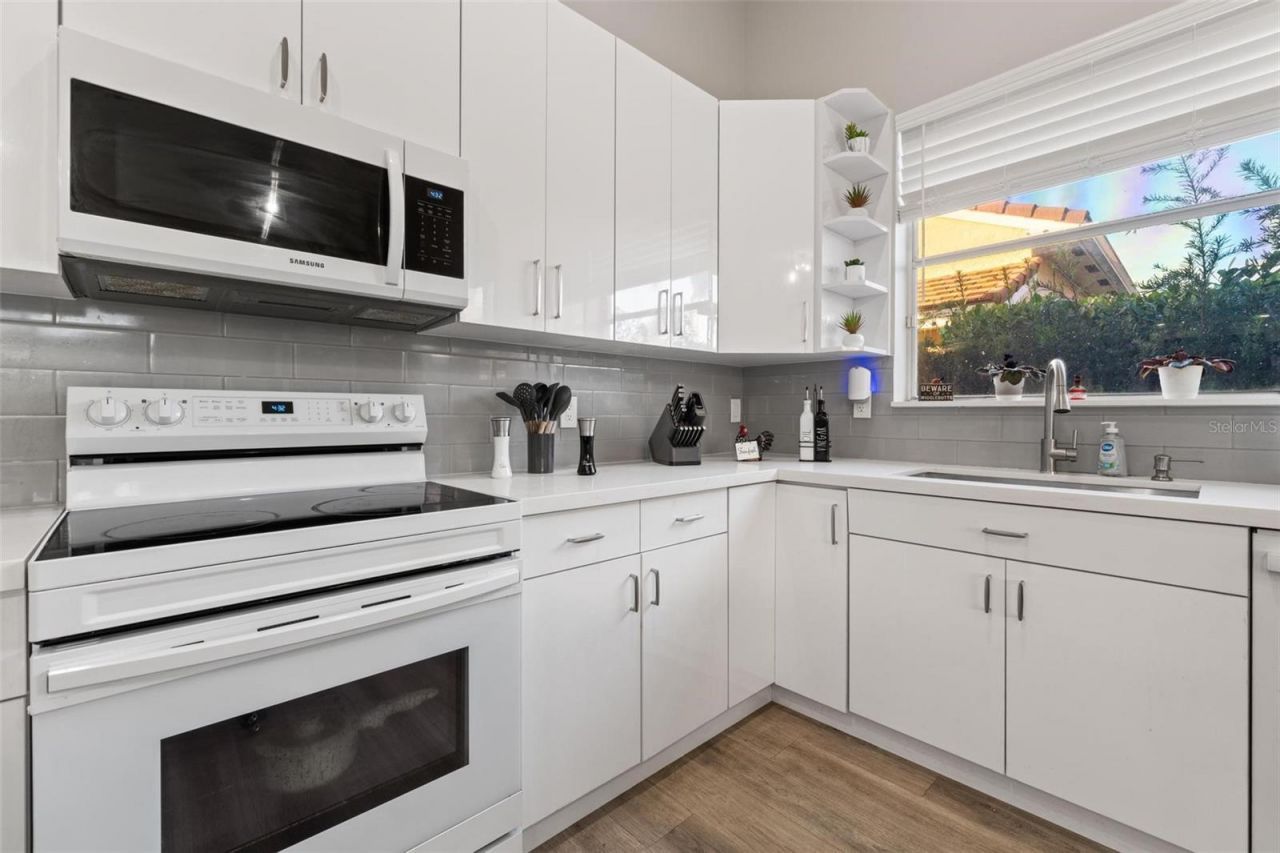 343 SW 187th Terrace, Pembroke Pines, FL 33029 Photo